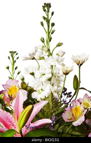 Bouquet de fleurs isolé sur fond blanc Banque D'Images