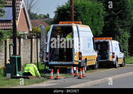 National Grid gaz ouvriers et cars Banque D'Images