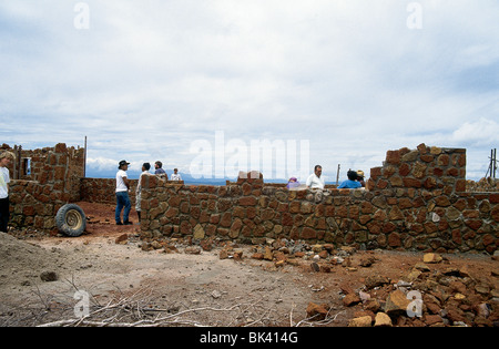 Construction de murs en pierre de maçonnerie à la Gran Sabana dans le sud-est du Venezuela Banque D'Images