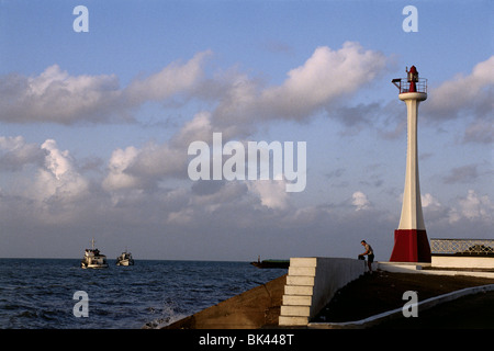 La ville de Belize et le Baron Bliss Lighthouse, un hommage à Henry Edward Ernest Victor Bliss Banque D'Images