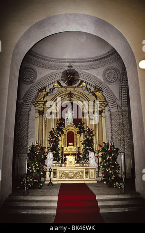 Autel dans l'église de la Merced à Antigua, Guatemala Banque D'Images