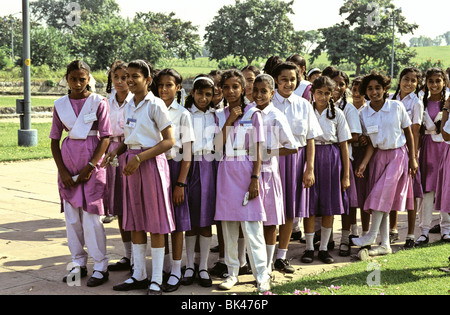 Les enfants de l'école dans leurs uniformes, de l'Inde Banque D'Images