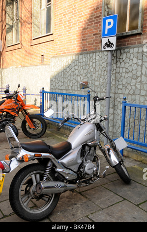 Parking moto, Nottingham, Royaume-Uni Banque D'Images