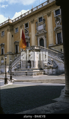 Édifice législatif sur la Piazza del Campidoglio et Palazzo Senatorio, Rome, Italie Banque D'Images