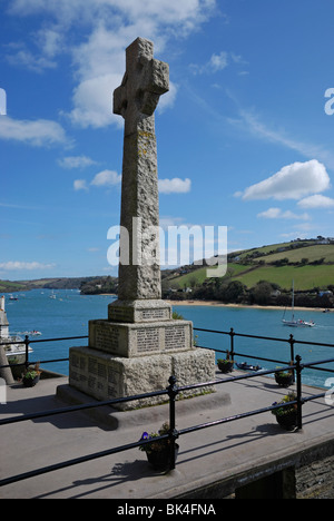 Le mémorial de guerre à Salcombe, South Devon, Angleterre. Banque D'Images