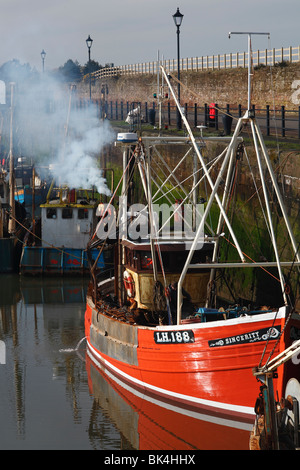 Bateau de pêche dans le port de bristol Banque D'Images