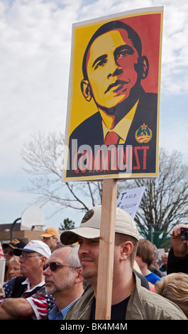 Une Tea Party Express rally dans la banlieue de Detroit. Banque D'Images