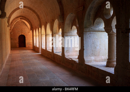 L'abbaye du Thoronet a été construit au 12ème siècle la conservation de la plus pure architecture art romain Provence Banque D'Images