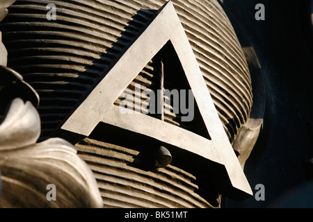 Symbole maçonnique au niveau de la Place de la Nation, Paris, Ile de France, France, Europe Banque D'Images