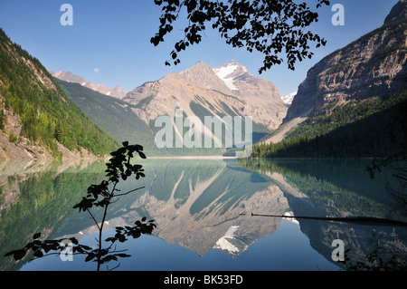 Le lac Kinney et montagne Whitehorn, le parc provincial du mont Robson, British Columbia, Canada Banque D'Images