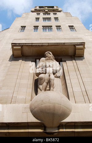 BBC Broadcasting House Art Déco Eric Gill Banque D'Images