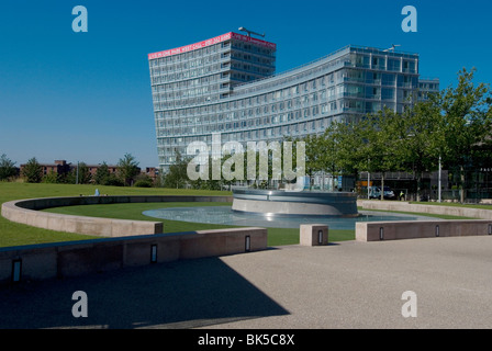 Chavasso Park, près de centre commercial Liverpool One, Liverpool, Merseyside, Angleterre, Royaume-Uni, Europe Banque D'Images