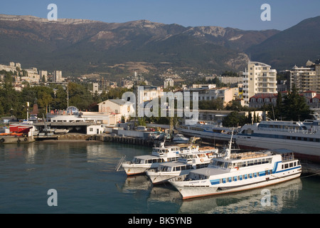 Port, Yalta, Crimée, Ukraine, Europe Banque D'Images