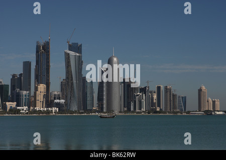 Skyline, West Bay, Doha, Qatar, Moyen-Orient, Asie Banque D'Images