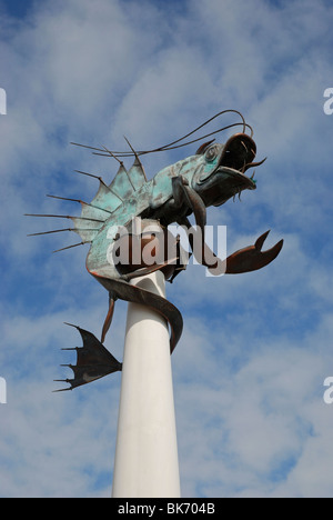 La sculpture connue sous le nom de "crevette", Barbican, Plymouth, Devon, Angleterre du Sud. Banque D'Images