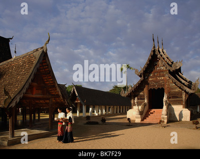 Wat tonne Kwen, un exemple classique d'architecture Lanna, Chiang Mai, Thaïlande, Asie du Sud-Est, Asie Banque D'Images