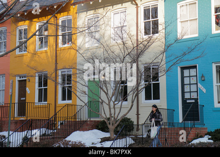 Washington DC Washingto,D.C.,Georgetown,Prospect Street,quartier historique,maisons de rangée,ville universitaire,gentrification,hispanique latin Latino ethni Banque D'Images