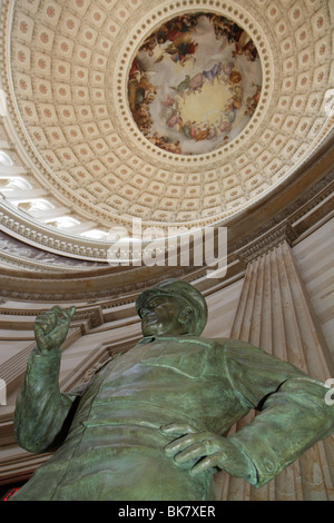 Washington DC,Etats-Unis Capitole,histoire,gouvernement,Rotunda,dôme,canopée,Président Dwight D. Eisenhower,statue,DC100218047 Banque D'Images