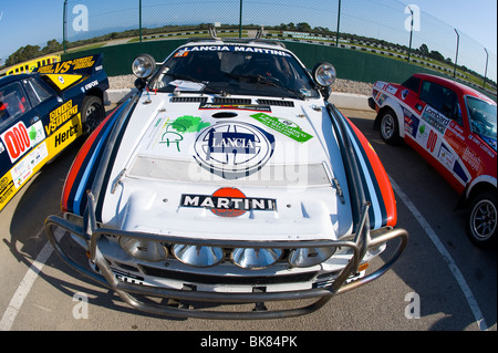 La Lancia Rally 037 (également connu sous le nom de Fiat 131 Abarth # 037) Ex World Rally Racing dans un rallye automobile classique en Espagne Banque D'Images