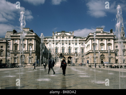 Le Strand, Somerset House, Jour Banque D'Images