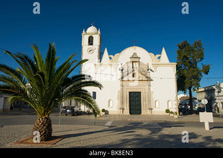 Église de Luz près de Faro, Algarve, Portugal, Europe Banque D'Images