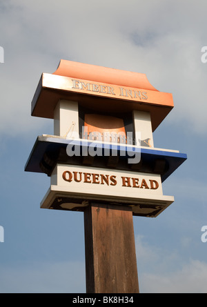 The Queens Head signe, un membre de l'auberge de Chislehurst, Ember, Kent, UK Banque D'Images