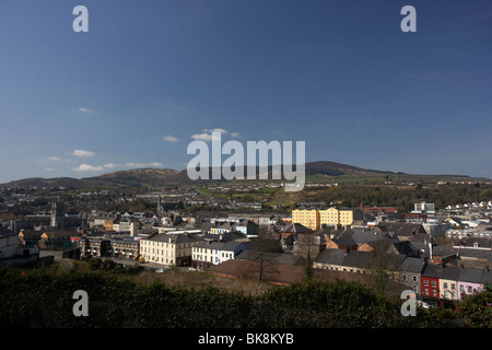 Vu de l'échafaud hill sur Newry town center County Down Irlande du Nord uk Banque D'Images