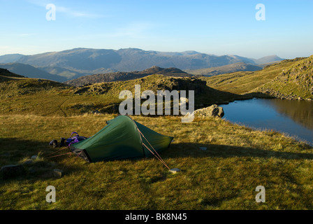 Le Glyder vont d'un sommet de camp le Ysgafell Wen dans la gamme Moelwyn, Snowdonia, le Nord du Pays de Galles, Royaume-Uni Banque D'Images