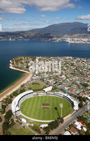 Bellerive Bellerive, ovale, Kangaroo Point Site historique, Derwent, Hobart, et Mt Wellington, Tasmanie, Australie - vue aérienne Banque D'Images