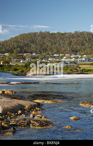 Plage, de l'Est, Bicheno Tasmania, Australia Banque D'Images