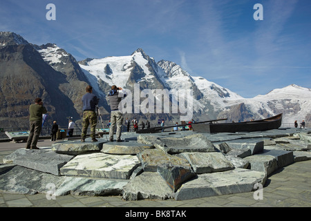 Montagne Grossglockner, Kaiser Franz Josefs Hoehe Visitors' Centre, Carinthie, Autriche, Europe Banque D'Images