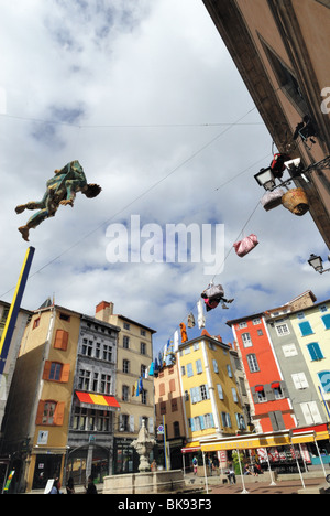 Le Puy-en-Velay (43) : "La Place du tracé' square Banque D'Images