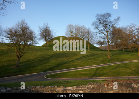 Dundonald douves ou motte homme fait colline artificielle pour un fort, comté de Down en Irlande du Nord uk Banque D'Images