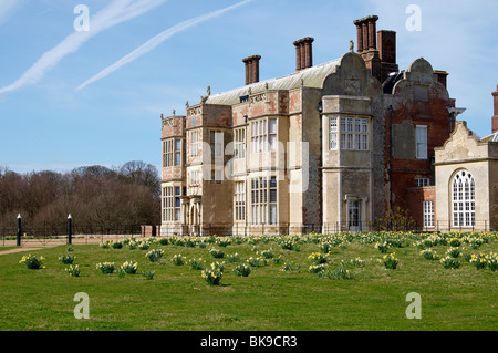 Scène de printemps à Felbrigg Hall, près de Cromer, dans le Norfolk. NB Images prises à partir de sentier public (Tisserands). Banque D'Images