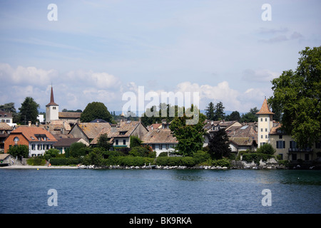 Vue sur le lac Léman à Saint-Prex, Canton de Vaud, Suisse Banque D'Images