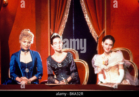 L'ÂGE DE L'INNOCENCE (1992) Michelle Pfeiffer, Geraldine Chaplin, Winona Ryder AOI 092 Banque D'Images