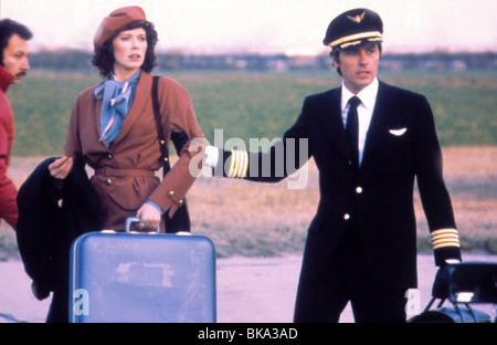 80 de l'aéroport : LA CONCORDE (1979), Sylvia KRISTEL, Alain DELON A80 026 Banque D'Images