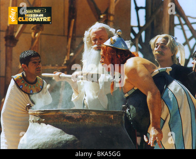 Astérix et Obélix : Mission Cléopâtre (2002) Jamel Debbouze, Gérard Depardieu, CHRISTIAN CLAVIER A&02 005L Banque D'Images