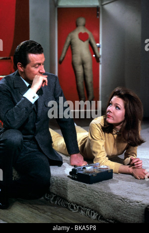 Les AVENGERS PATRICK MACNEE, DIANA RIGG APPRÉCIATION 014 Banque D'Images