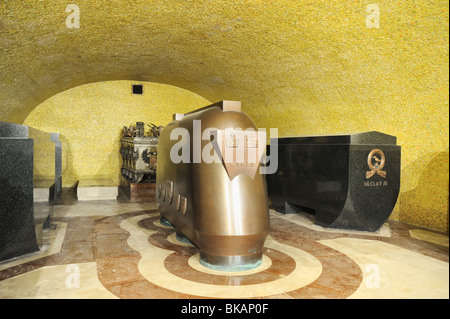 Tombe royale, la Cathédrale St Vitus, le château de Prague Prague, République tchèque, de l'intérieur Banque D'Images