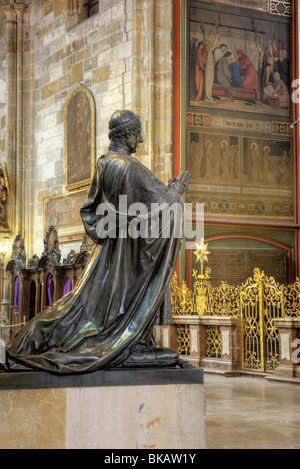 La Cathédrale St Vitus, le château de Prague Prague, République tchèque - Intérieur - Chapelles Banque D'Images