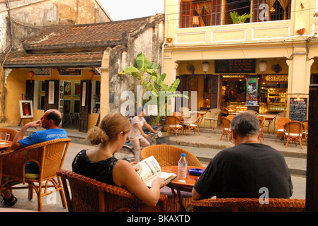 Les touristes de l'ouest du Vietnam Hoi An Banque D'Images