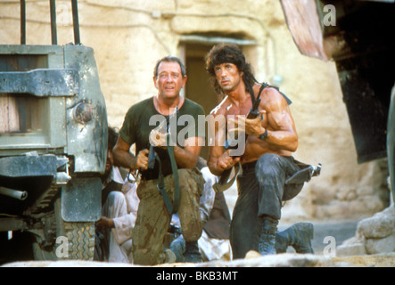 RAMBO III (1988) RICHARD CRENNA, Sylvester Stallone GUNS, mulet RM3 006 Banque D'Images