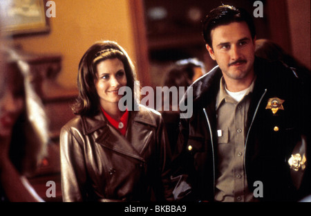 SCREAM (1996) Courteney Cox, DAVID ARQUETTE MRS 011 Banque D'Images