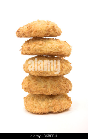 Une tour de coco cookies faits maison à partir de moments de fusion appelé point de vue faible. Banque D'Images