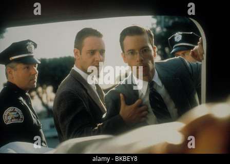 L.A. Confidentiel (1997) LA Confidential (ALT) Russell Crowe, GUY PEARCE LACN 101 Banque D'Images