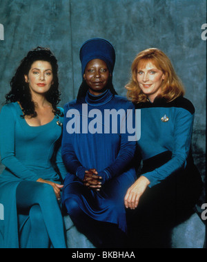 STAR TREK : THE NEXT GENERATION (TV) MARINA SIRTIS, Whoopi Goldberg, GATES McFADDEN SUCC 094 Banque D'Images