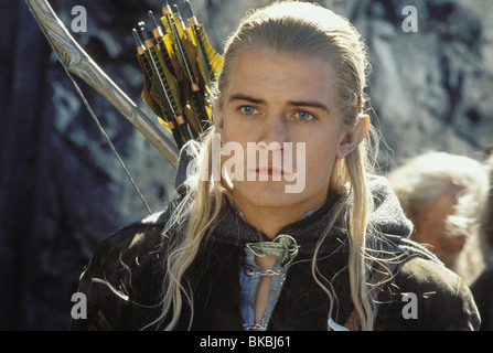 Le SEIGNEUR DES ANNEAUX : LES DEUX TOURS (2002), Orlando Bloom et offert 0016 LEGOLAS VERTEFEUILLE Banque D'Images