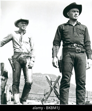 THE Magnificent Seven (1960) Steve MCQUEEN, Yul Brynner MAGS 010P Banque D'Images