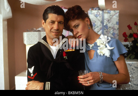 SWING SHIFT (1984) FRED WARD, CHRISTINE LAHTI SWS 046 Banque D'Images